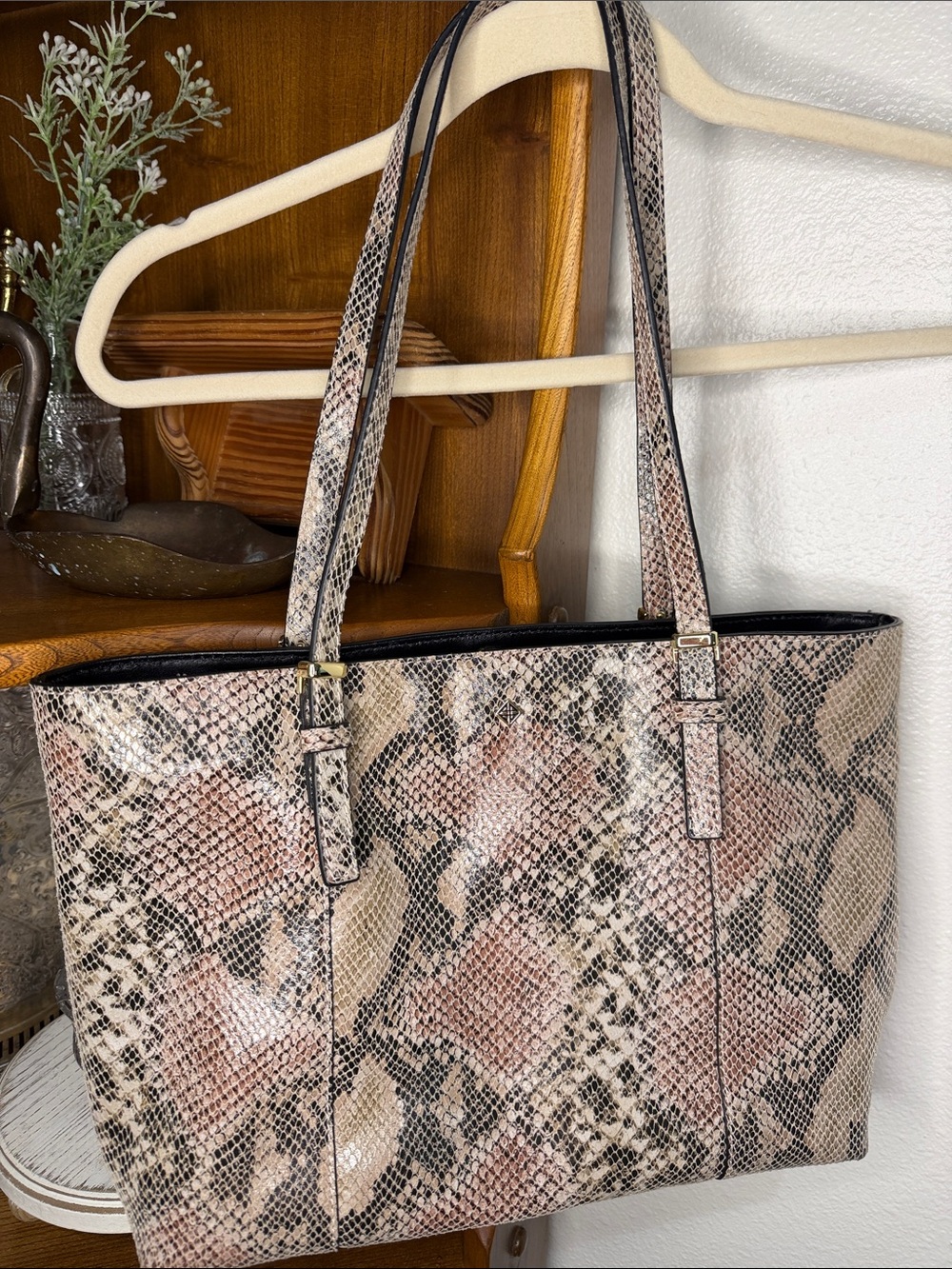 ANTONIO MELANI Snake-Print Tote in Blush and Black